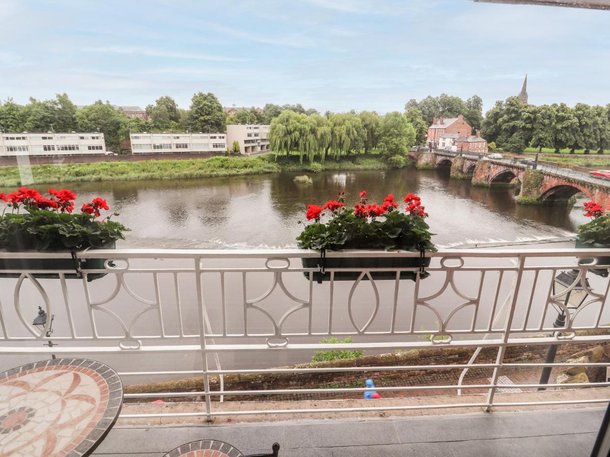 Dee Heights Penthouse Lägenhet Chester Exteriör bild