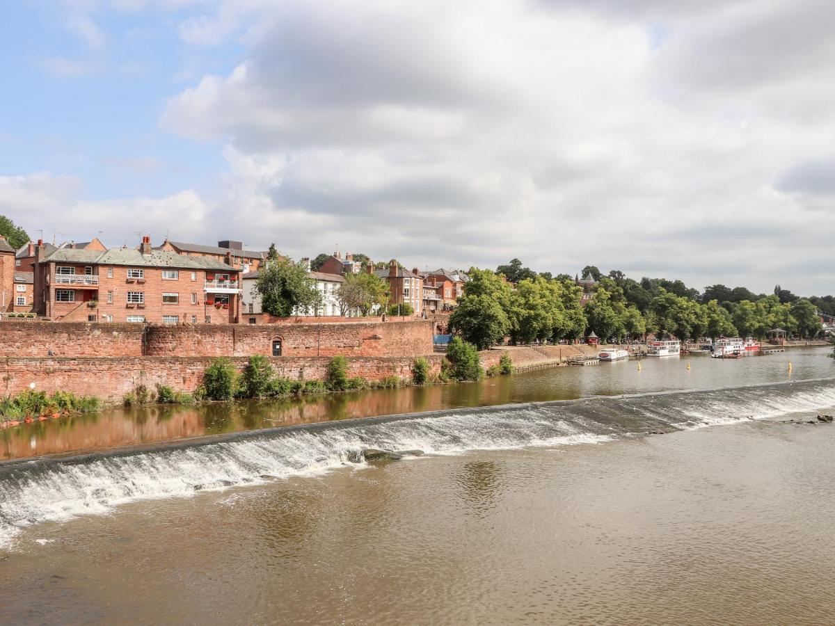 Dee Heights Penthouse Lägenhet Chester Exteriör bild